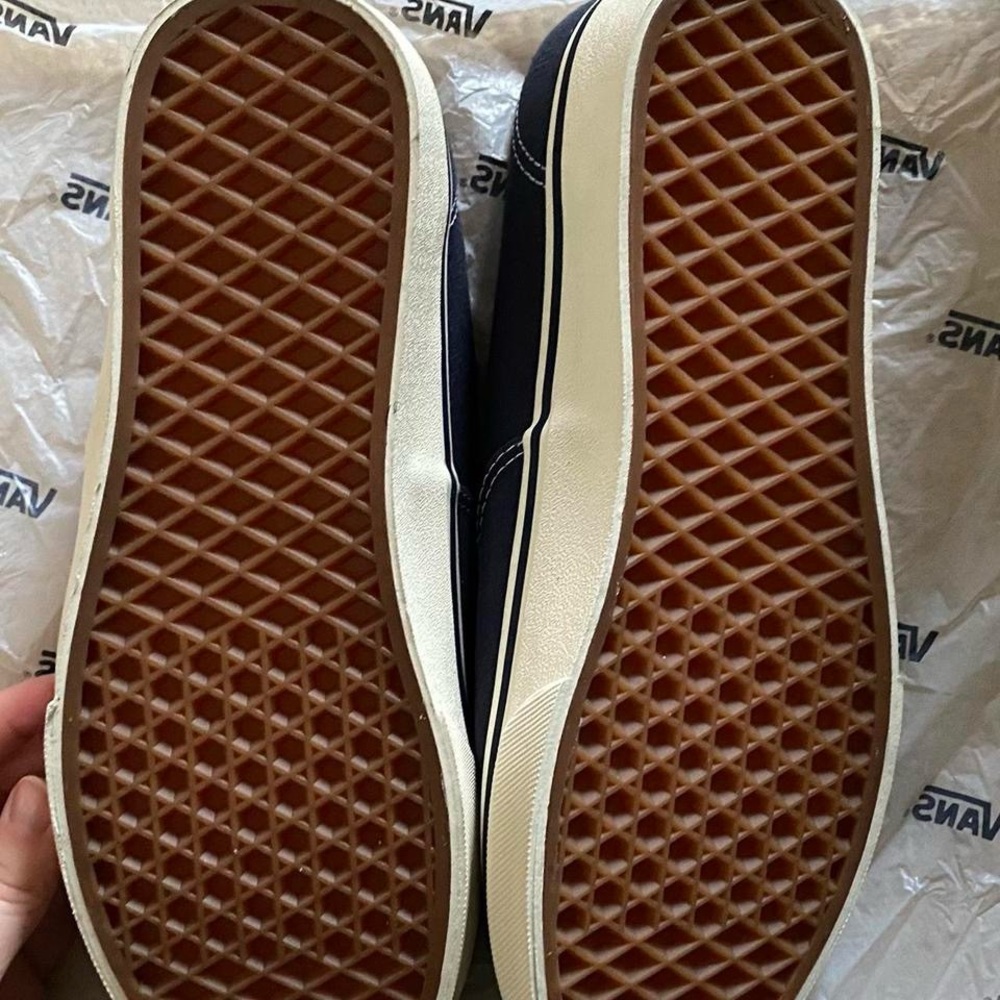 NWT Navy Blue Canvas Vans - Picture 3 of 7